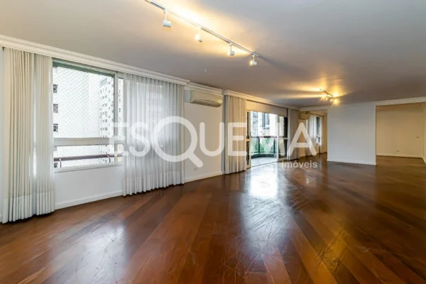 Apartamento em condomínio clube no Jardim Paulistano