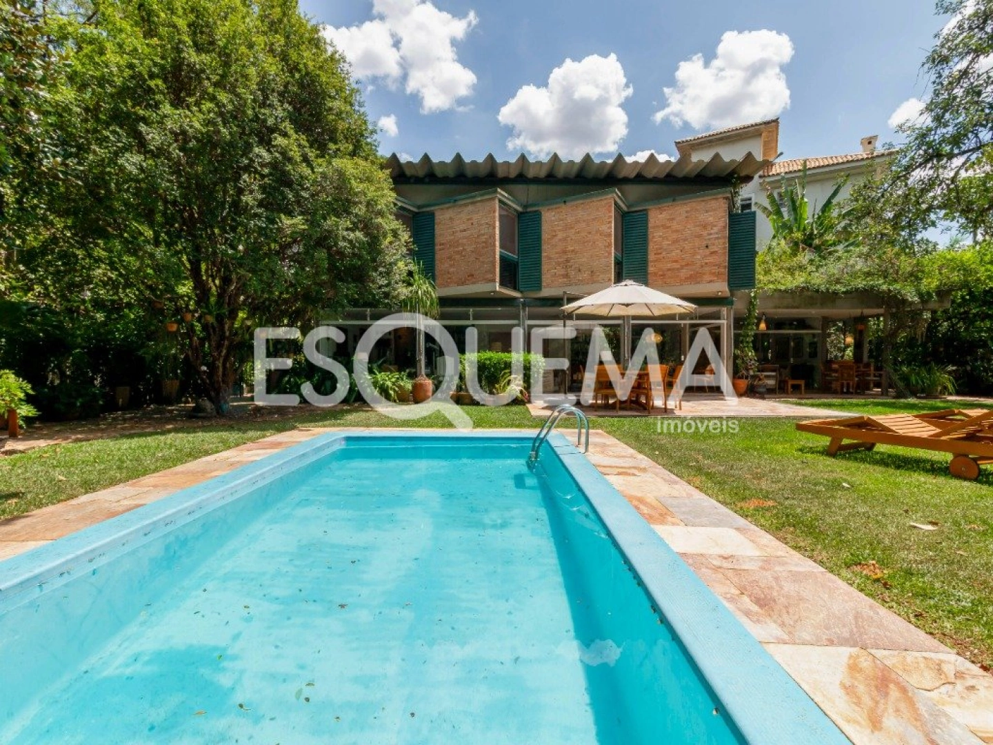 Casa em rua fechada no Jardim Guedala, com piscina e espaço gourmet - Imagem 2