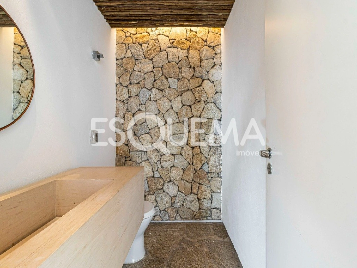 Casa com 3 suítes e rooftop com vista - Imagem 7