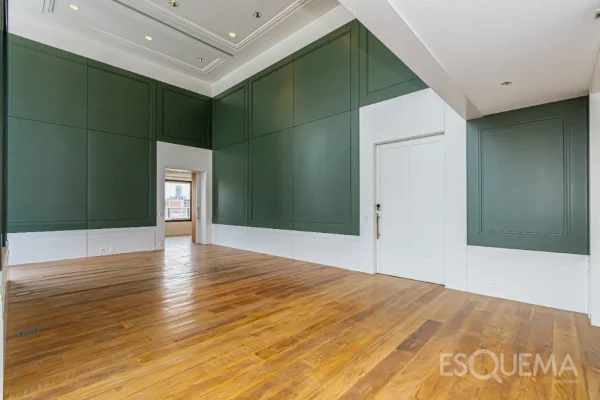 Apartamento duplex recém-reformado no melhor do Jardins