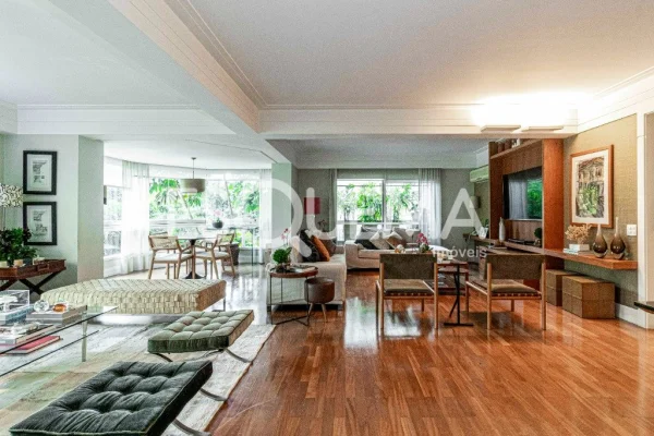 Apartamento duplex em localização privilegiada