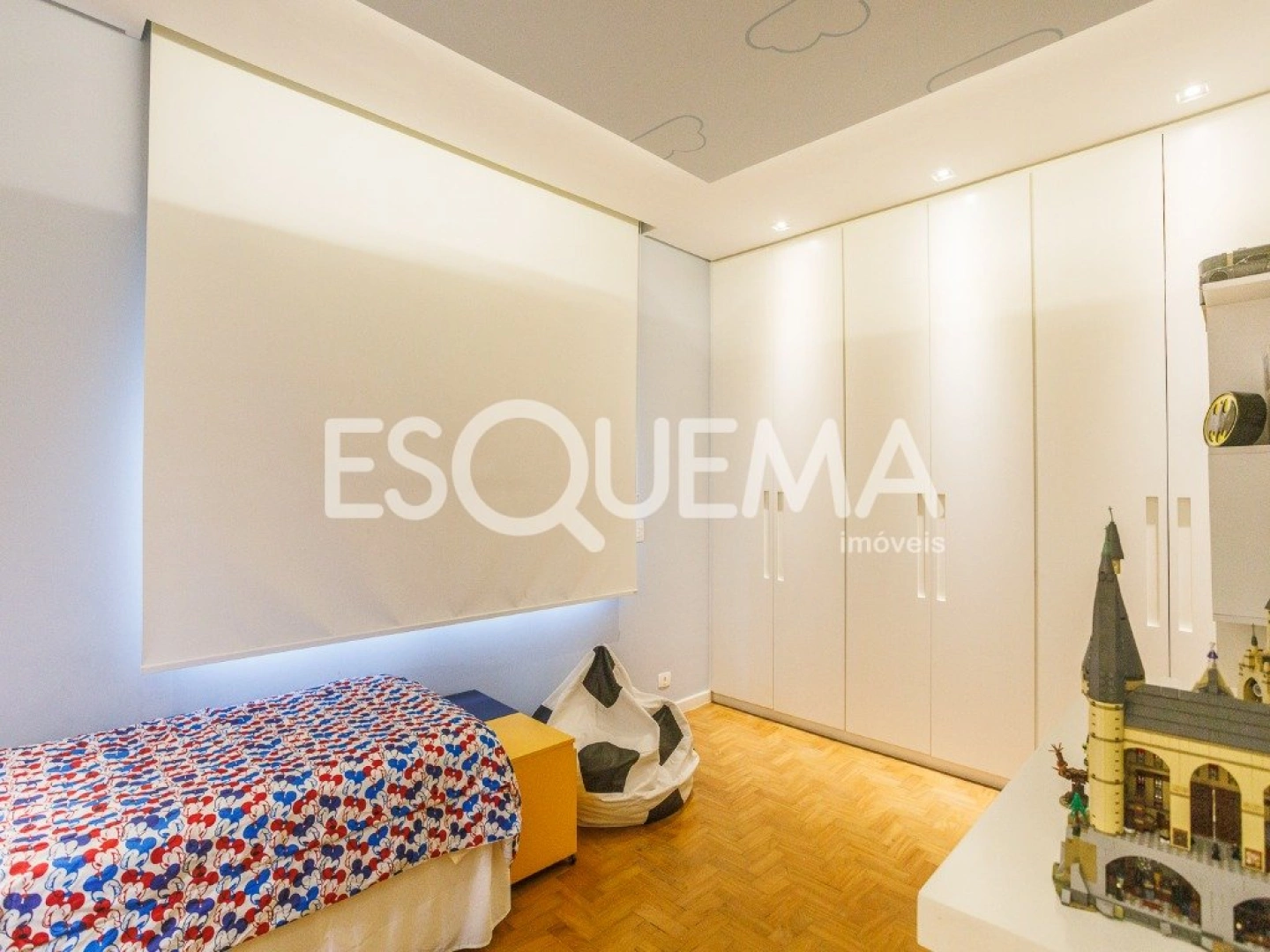 Apartamento reformado em excelente localização - Imagem 11