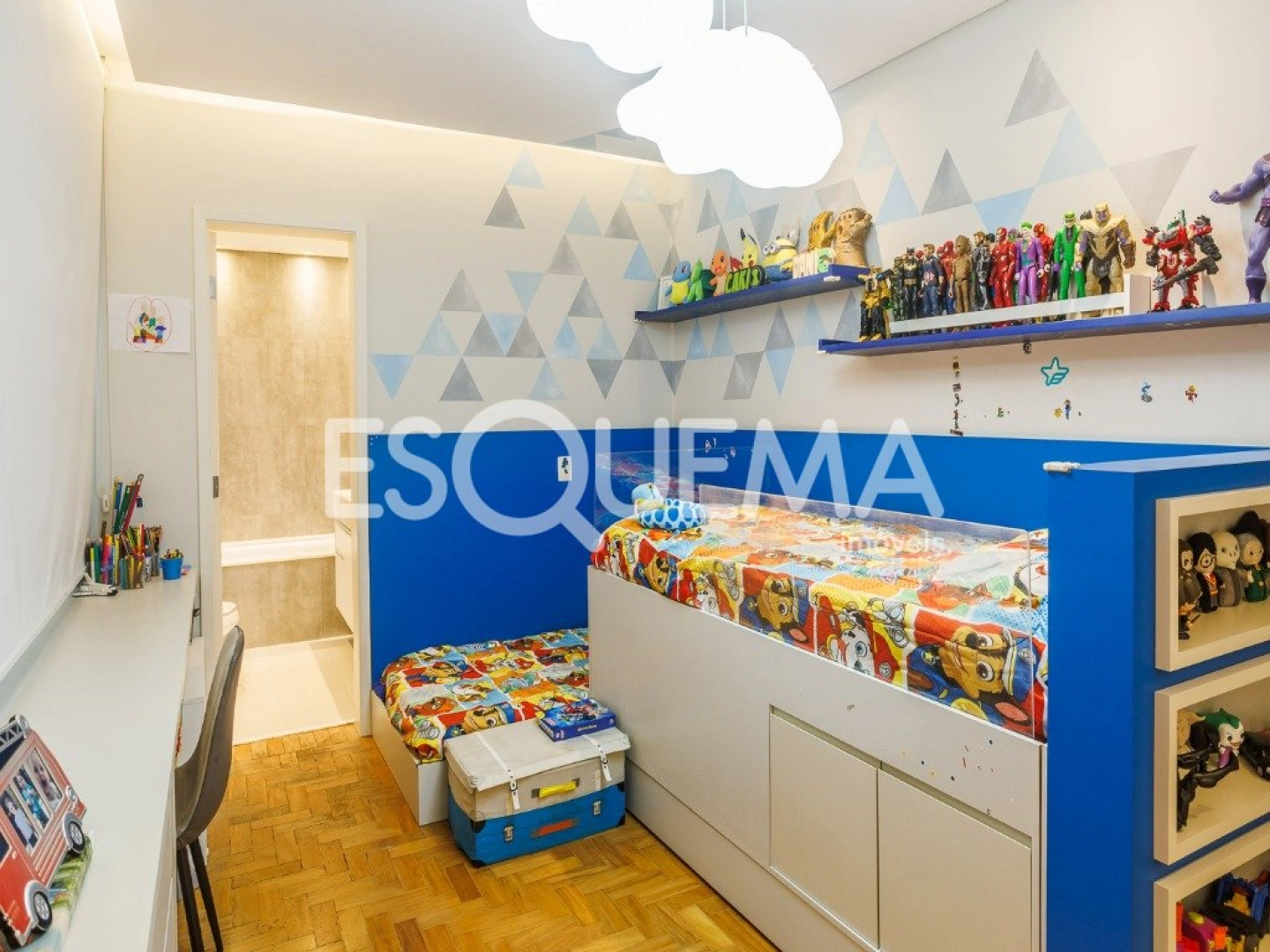 Apartamento reformado em excelente localização - Imagem 7