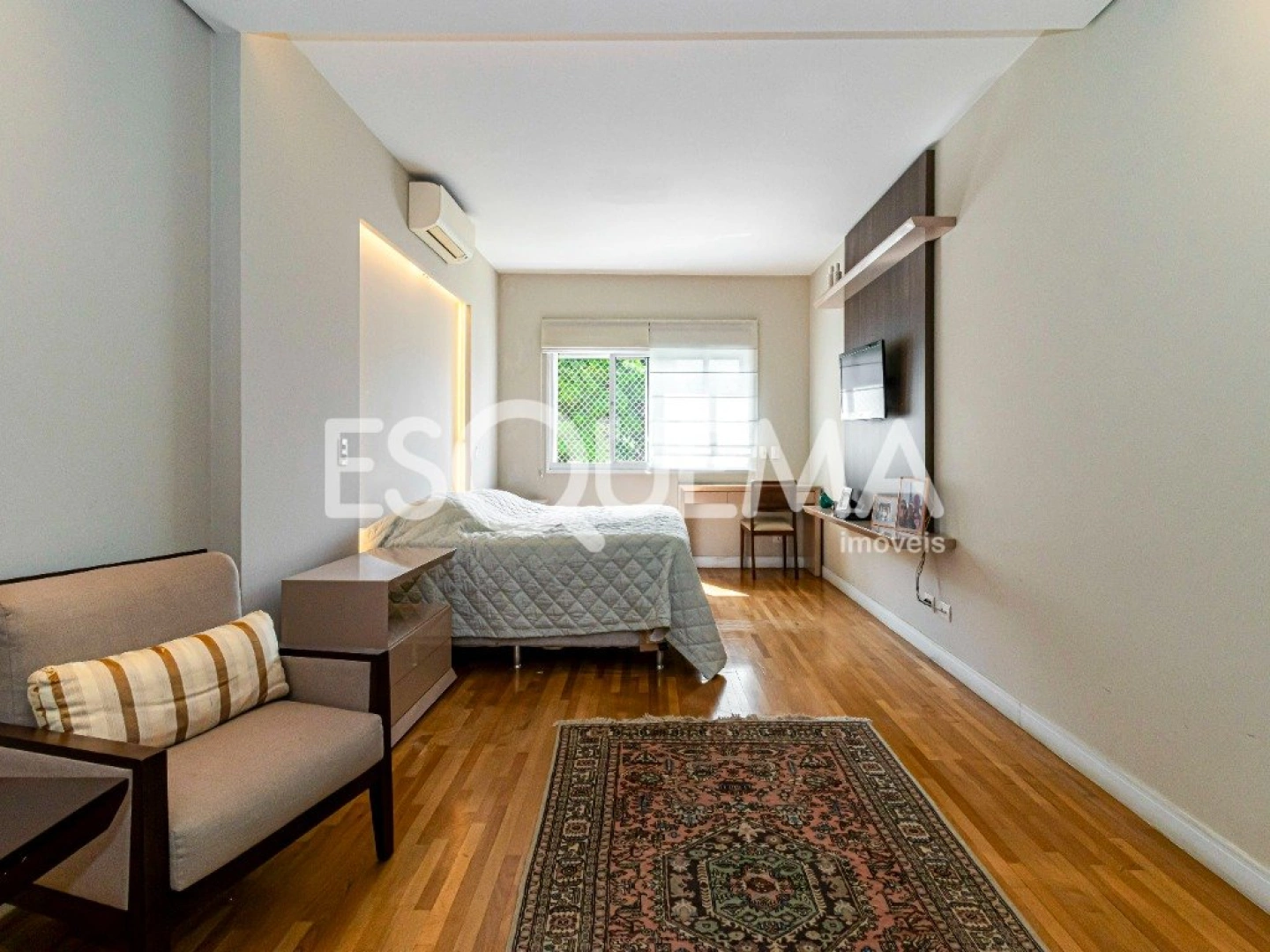 Casa com 4 suítes em região privilegiada - Imagem 10
