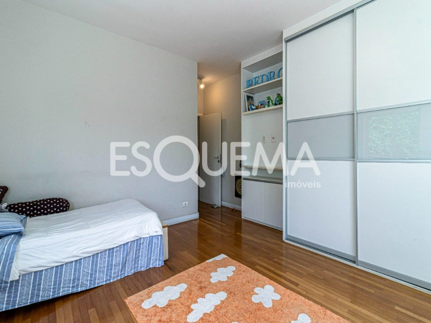 Casa com 4 suítes em região privilegiada - Imagem 12