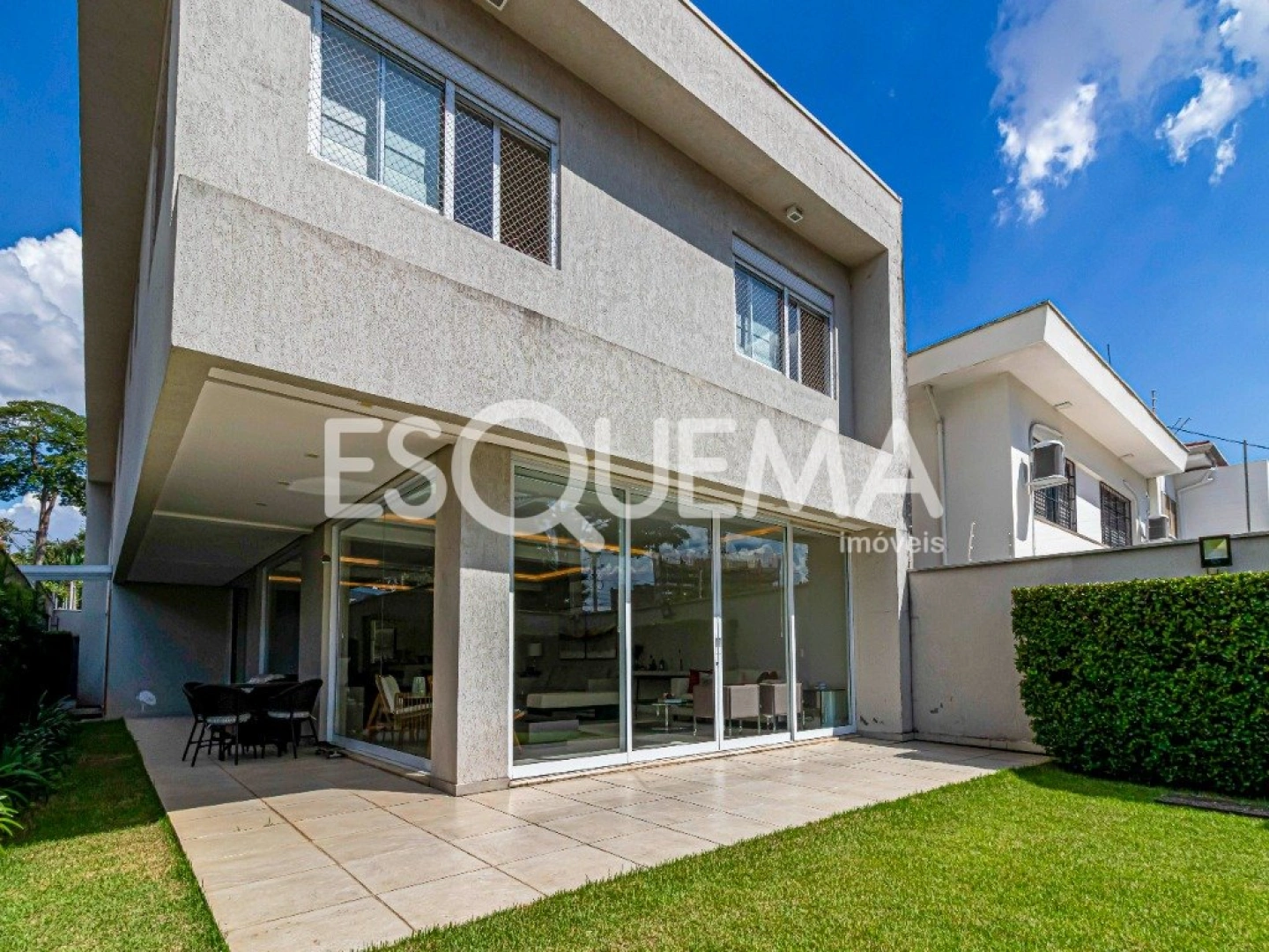 Casa com 4 suítes em região privilegiada - Imagem 15