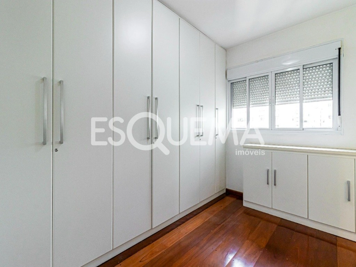 Apartamento com vista aberta em excelente localização - Imagem 8