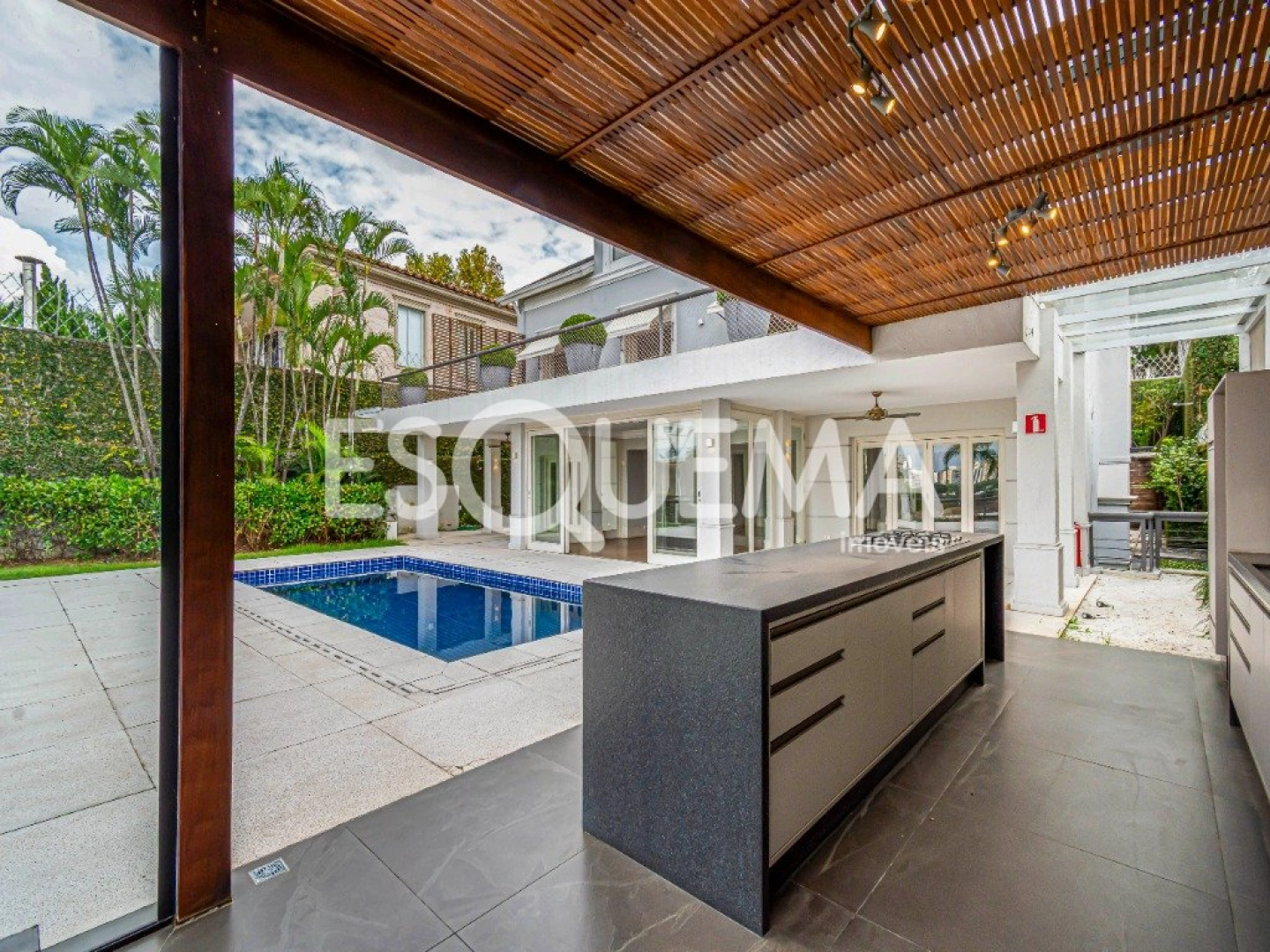 Casa com projeto assinado por Gustavo Horta - Imagem 9