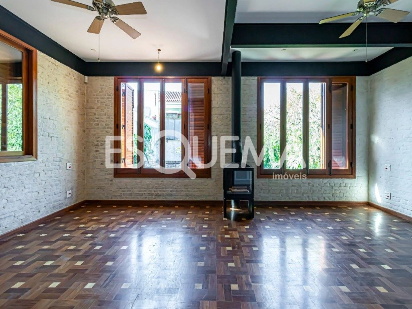 Casa recém-reformada em uma das melhores ruas do bairro - Imagem 13