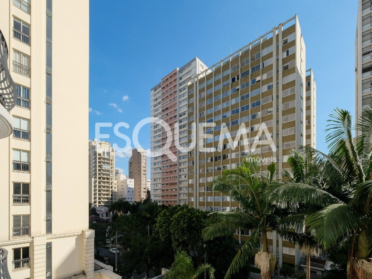 Duplex reformado na parte plana do Jardins - Imagem 13