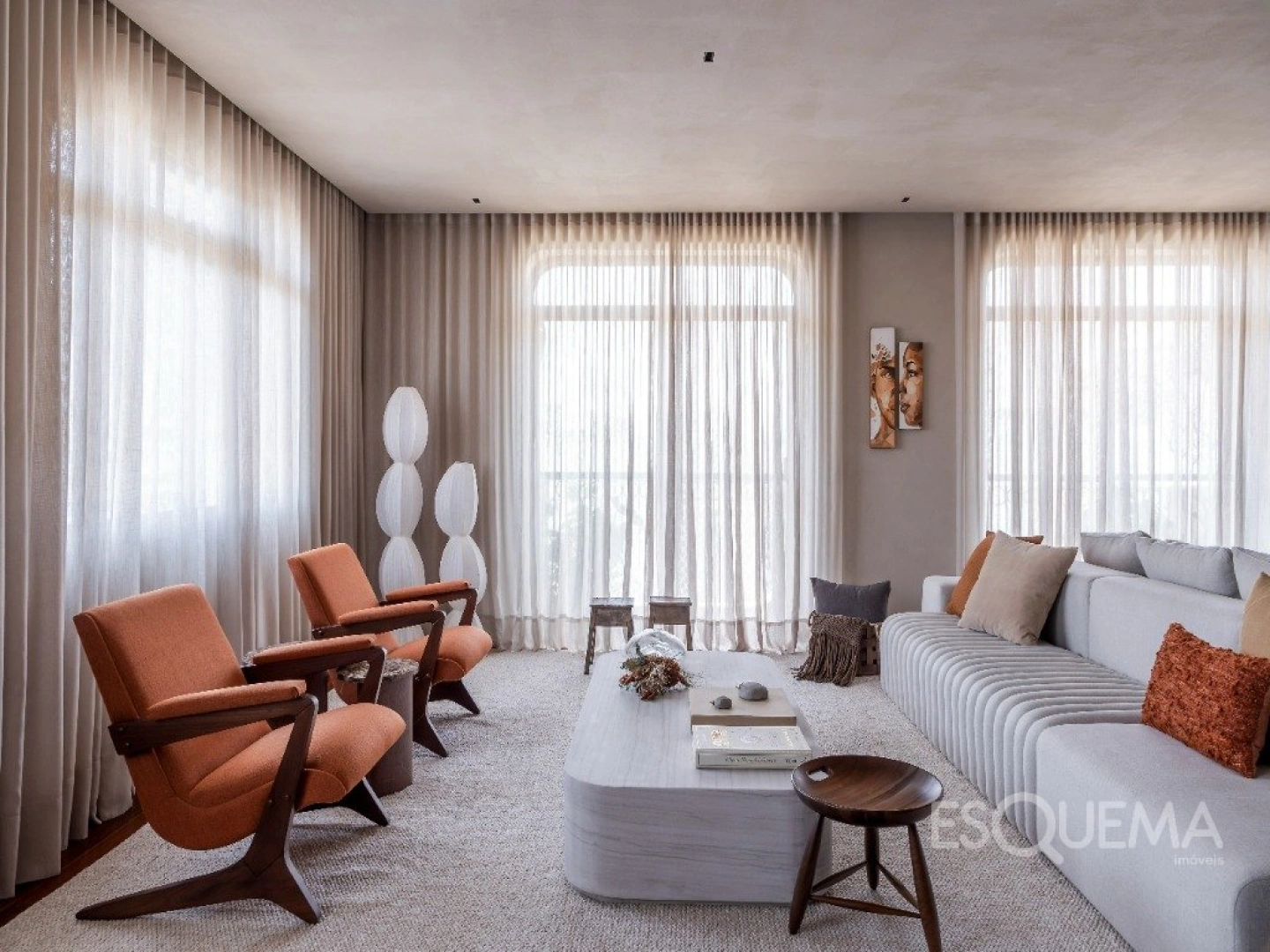 Apartamento reformado e mobiliado - Imagem 2