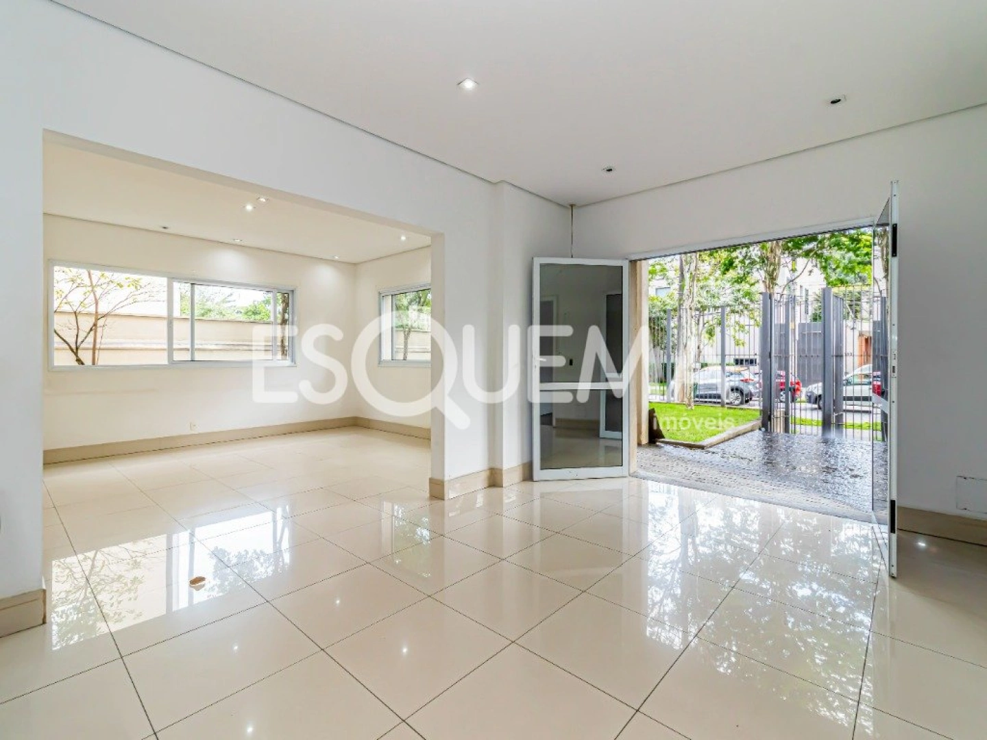 Casa comercial no Jardim América - Imagem 3