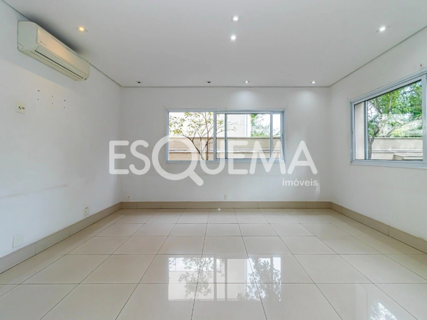 Casa comercial no Jardim América - Imagem 4
