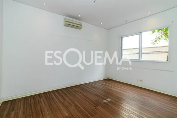 Casa comercial no Jardim América