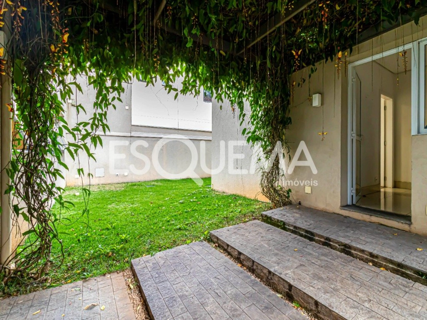 Casa comercial no Jardim América - Imagem 9