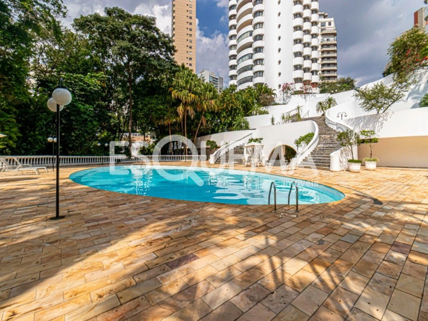 Apartamento com lazer completo e vista para o verde - Imagem 13