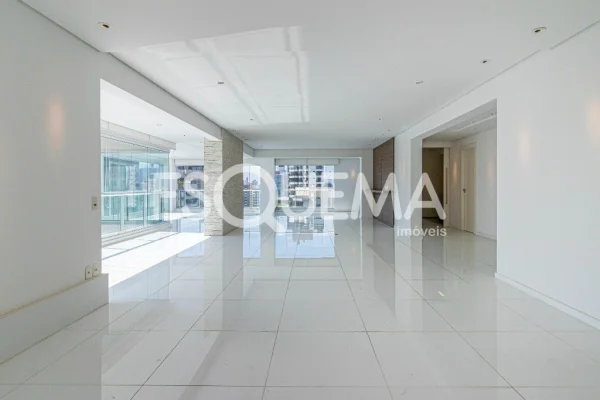 Apartamento confortável e requintado em localização excelente
