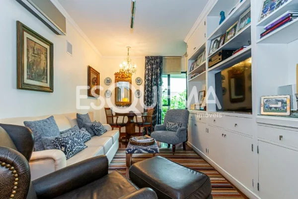 Apartamento localizado em rua tranquila