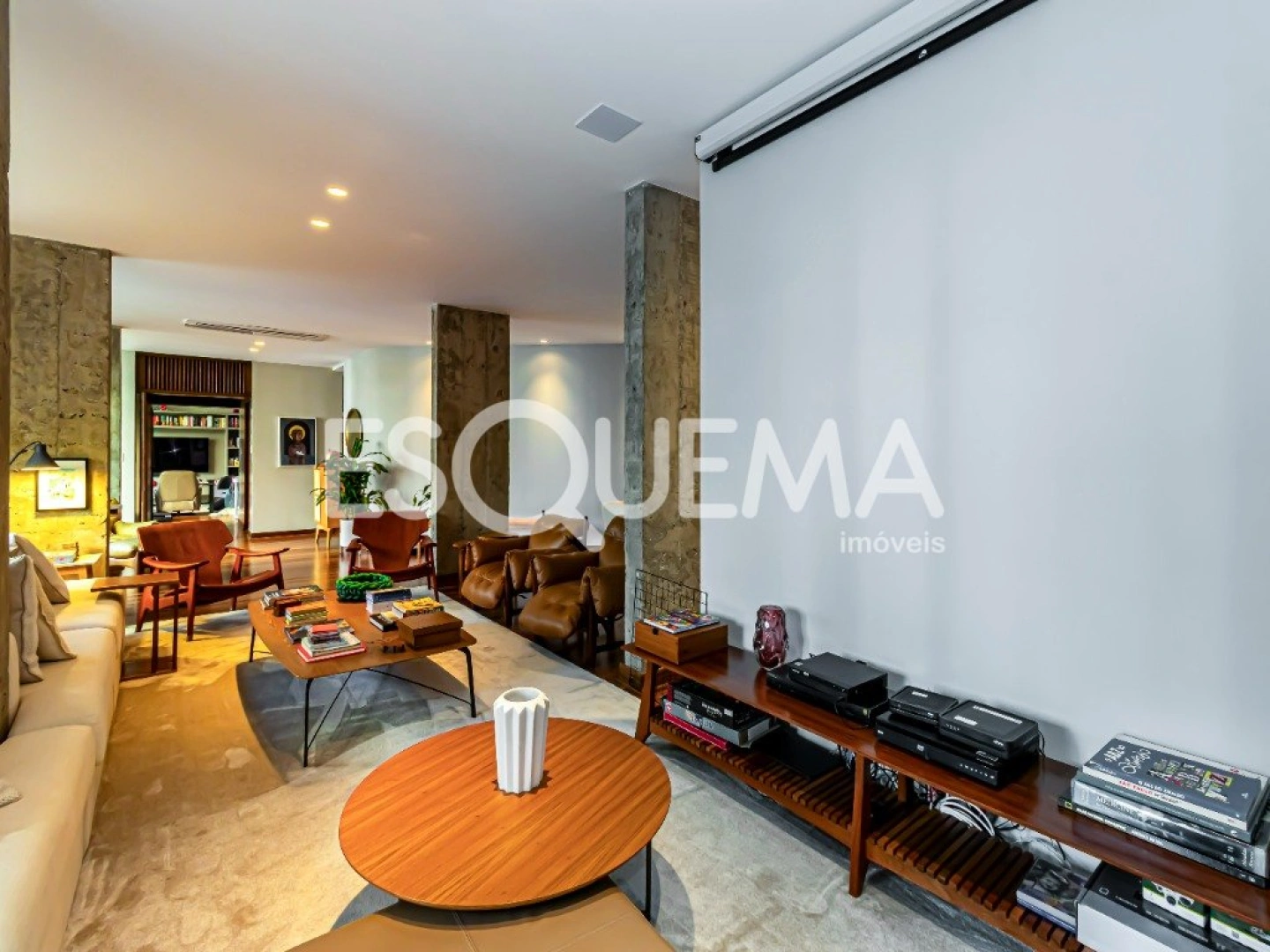 Apartamento em rua arborizada com vista para as copas das árvores - Imagem 12