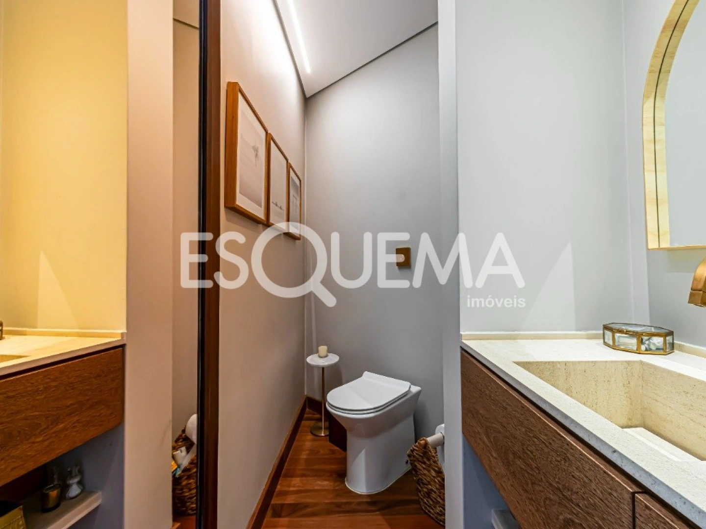 Apartamento em rua arborizada com vista para as copas das árvores - Imagem 13