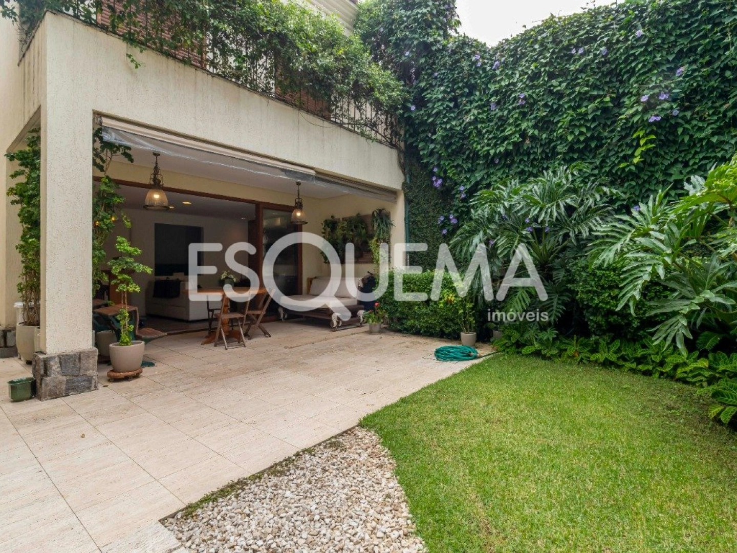 Casa em estilo colonial a poucos passos do Clube Harmonia - Imagem 6