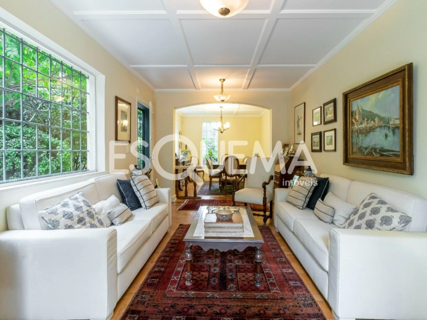 Casa em estilo colonial a poucos passos do Clube Harmonia - Imagem 9