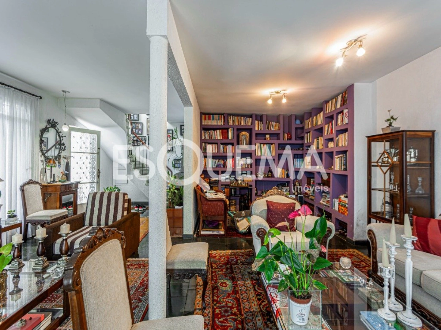 Casa espaçosa e bem localizada - Imagem 9