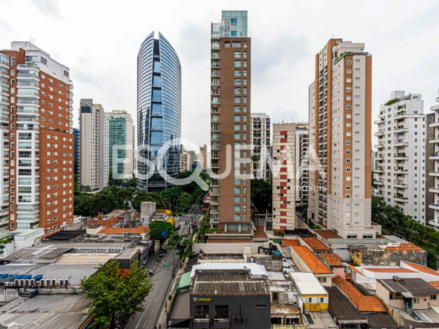 Apartamento em edifício bem localizado - Imagem 12