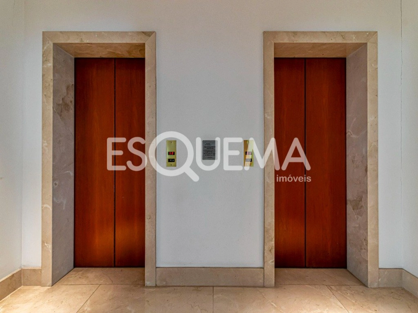 Apartamento na rua mais desejada do bairro - Imagem 8