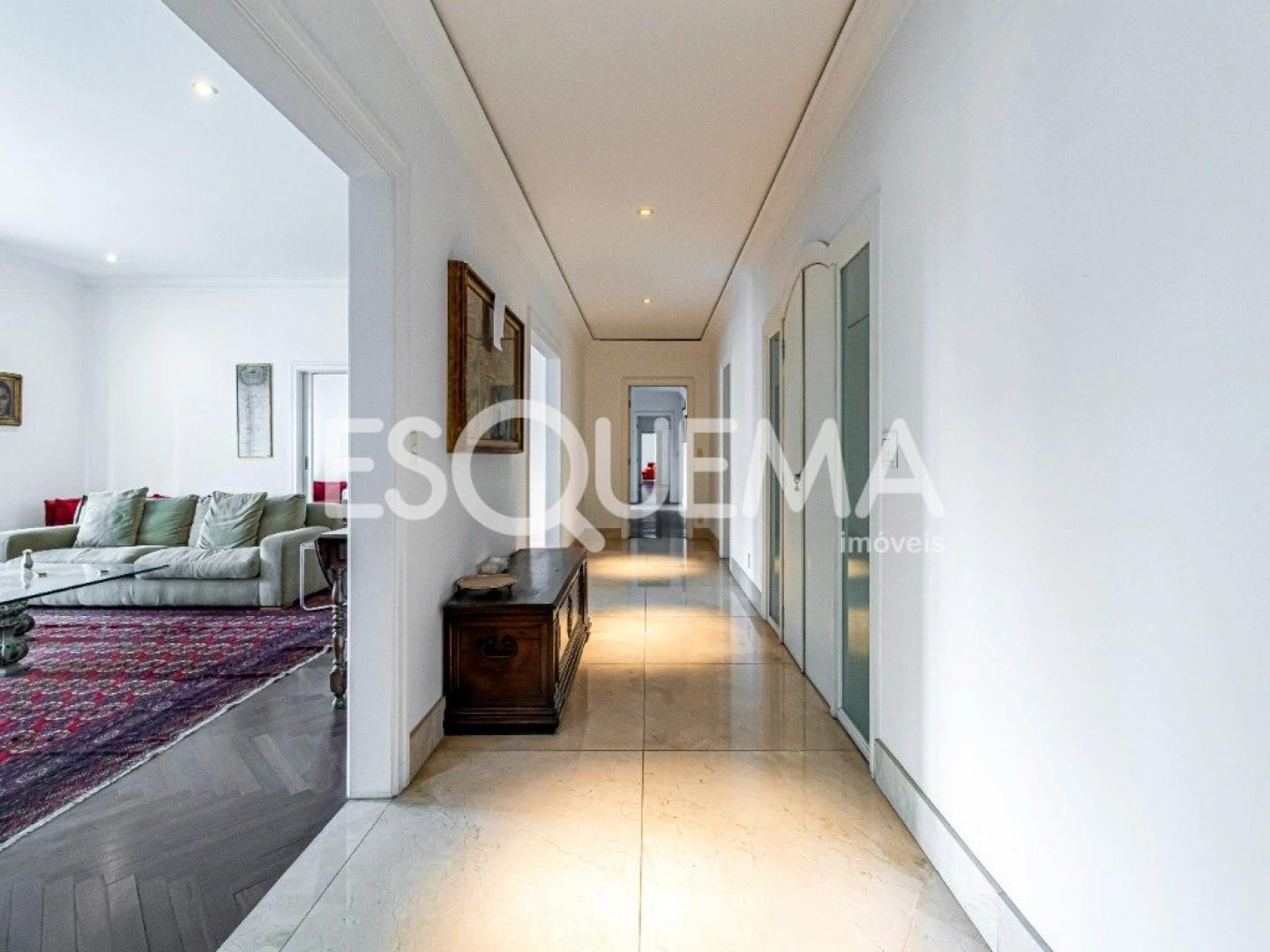 Apartamento na rua mais desejada do bairro - Imagem 9