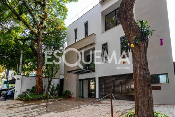 Casa comercial no Jardim Paulista