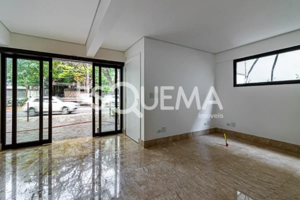 Casa comercial no Jardim Paulista