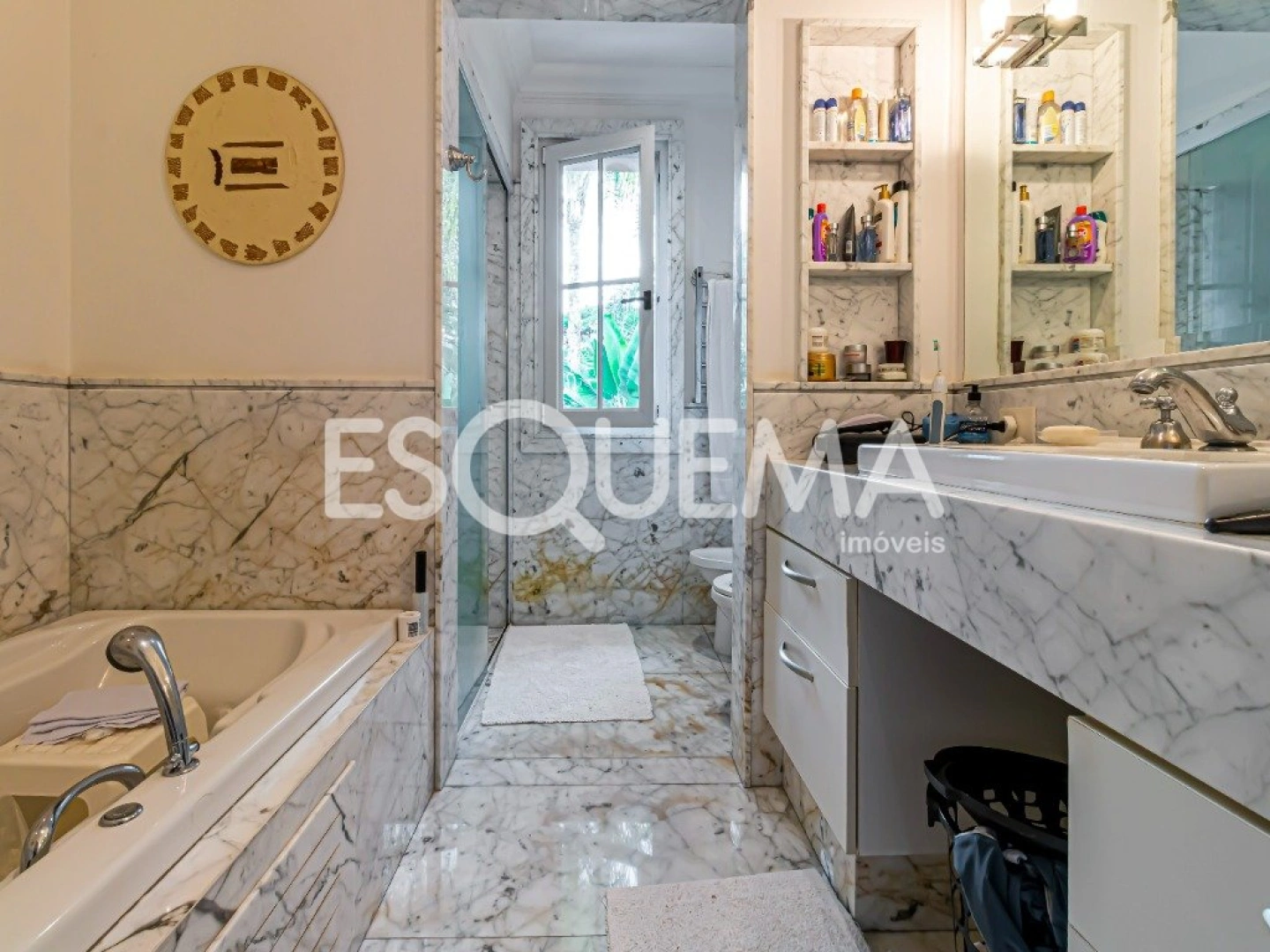 Casa elegante e confortável em rua cobiçada - Imagem 13