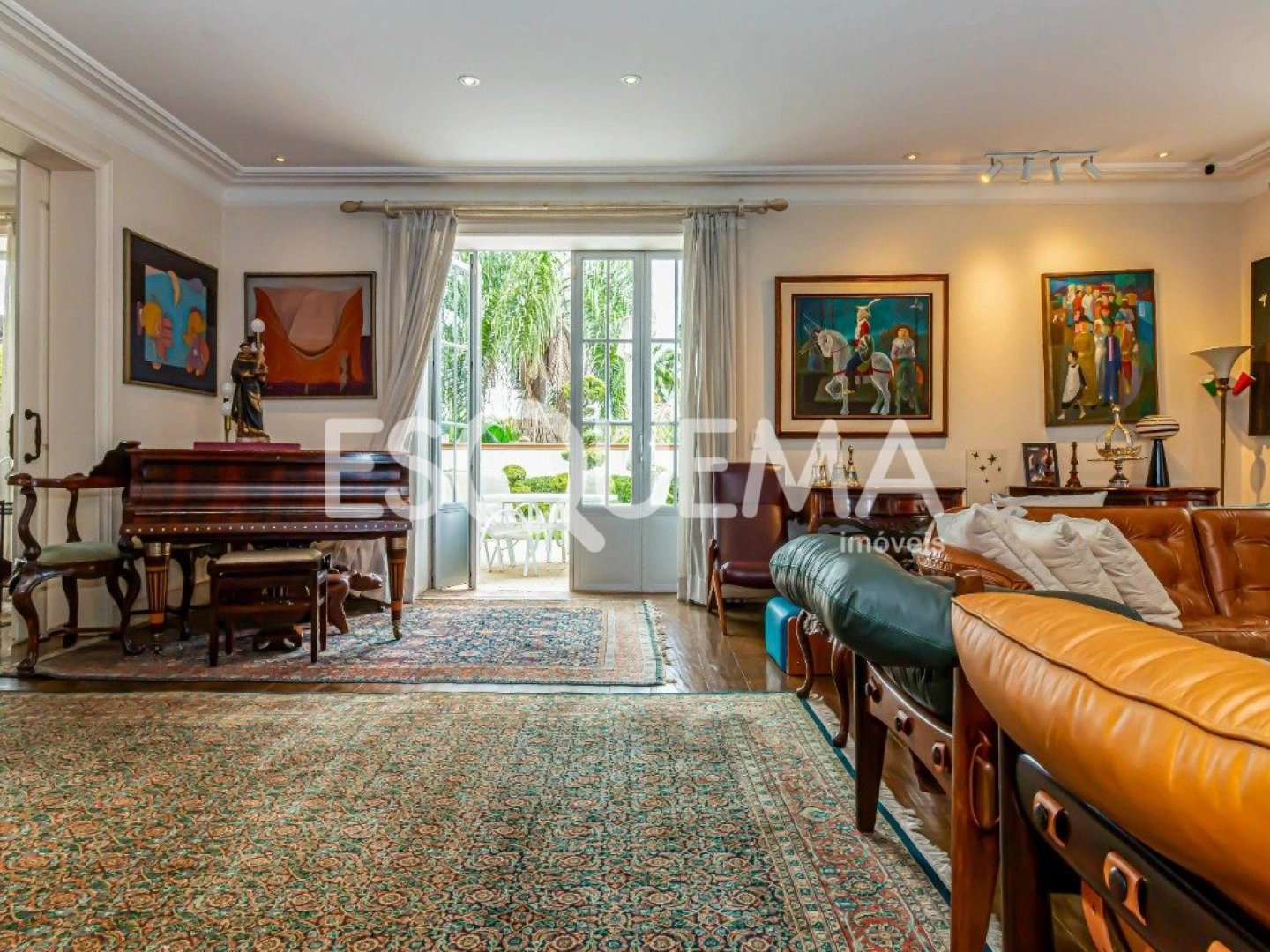 Casa elegante e confortável em rua cobiçada - Imagem 6