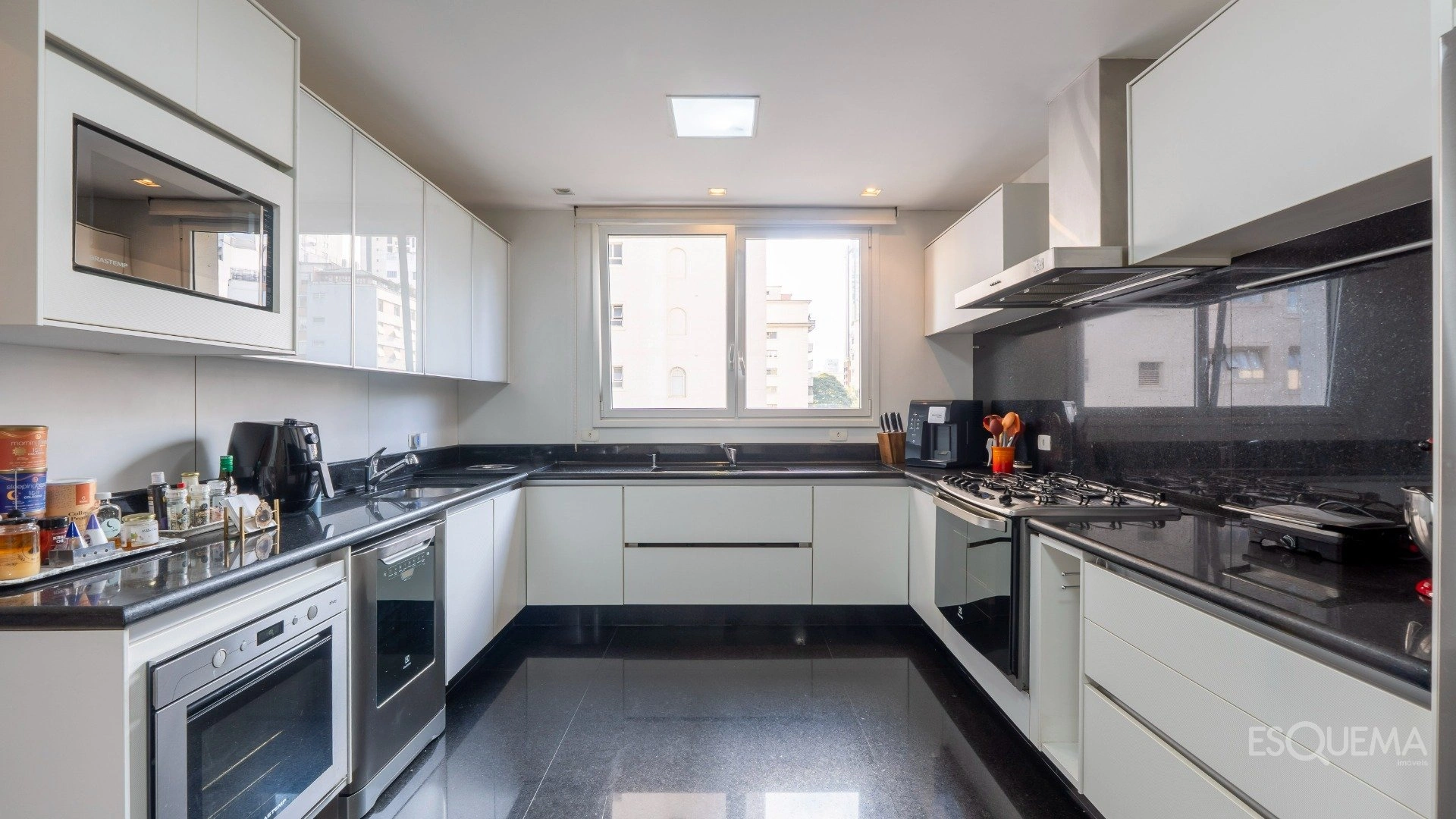 Apartamento no Jardim Paulista, ao lado do Colégio Dante Alighieri - Imagem 11