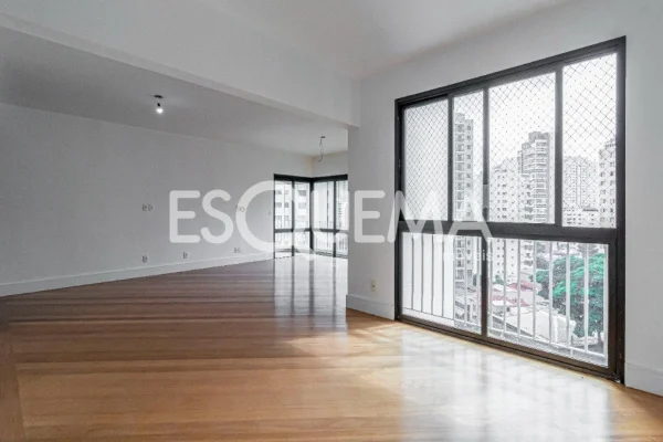 Apartamento bem localizado em Moema Pássaros