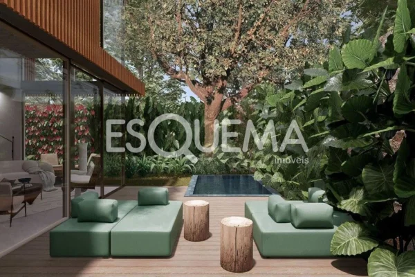 Casa em condomínio com piscina