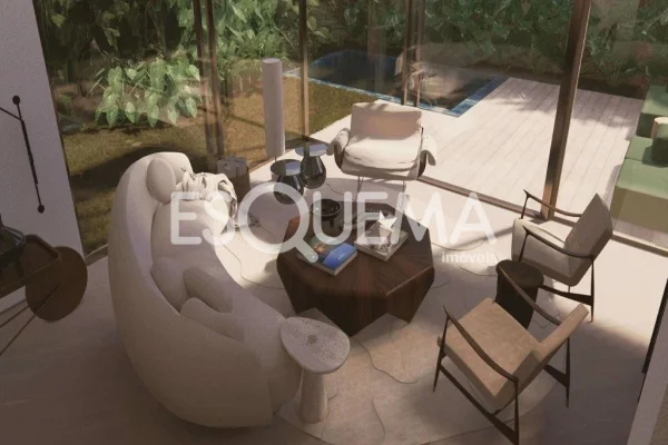 Casa em condomínio com piscina