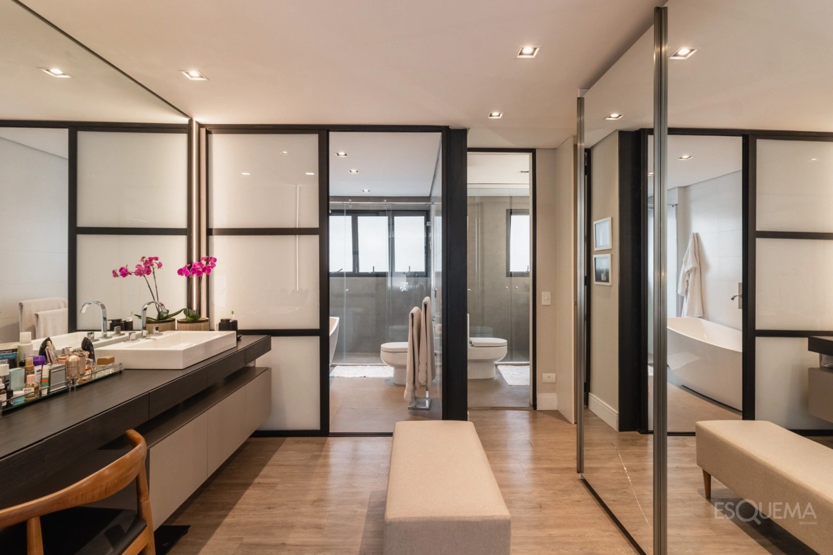 Apartamento reformado e exclusivo em frente ao Clube Pinheiros - Imagem 11