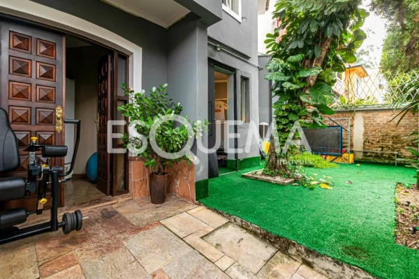 Casa comercial excelente para clínica