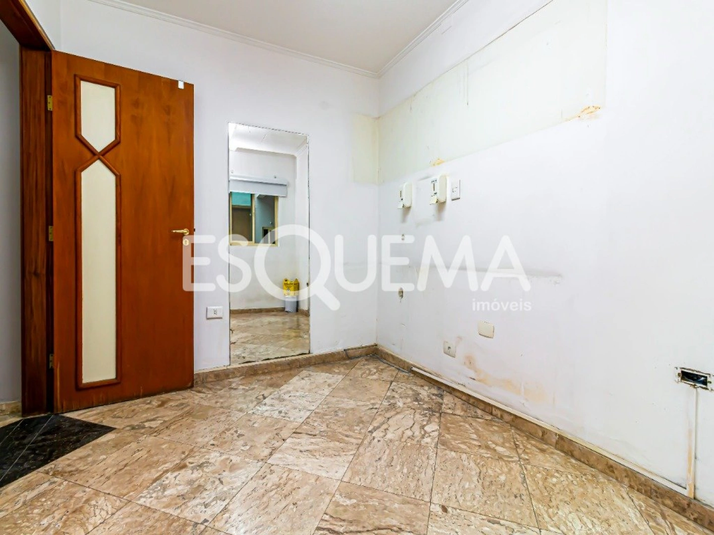 Casa comercial preparada para clínica - Imagem 5