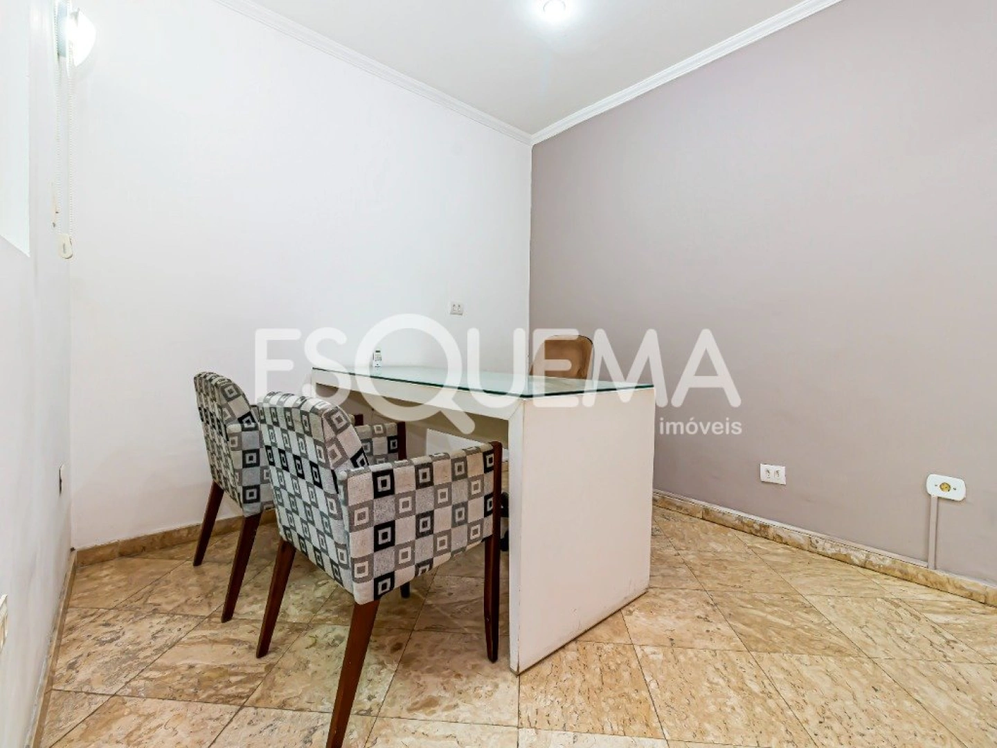 Casa comercial preparada para clínica - Imagem 6