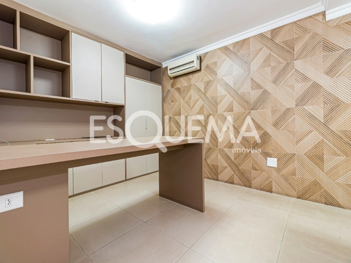 Casa comercial preparada para clínica - Imagem 9