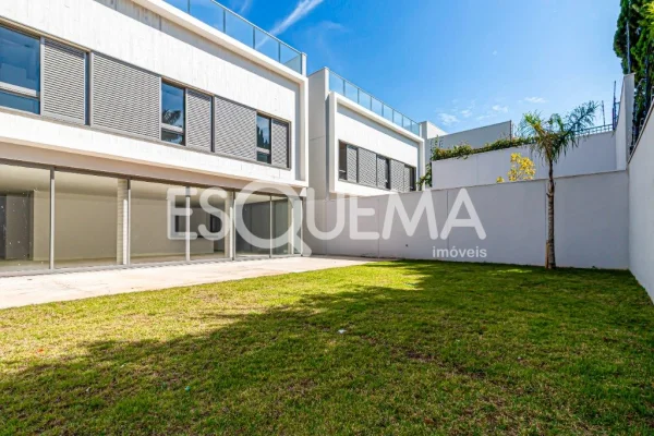 Casa em condomínio no Jardim Europa