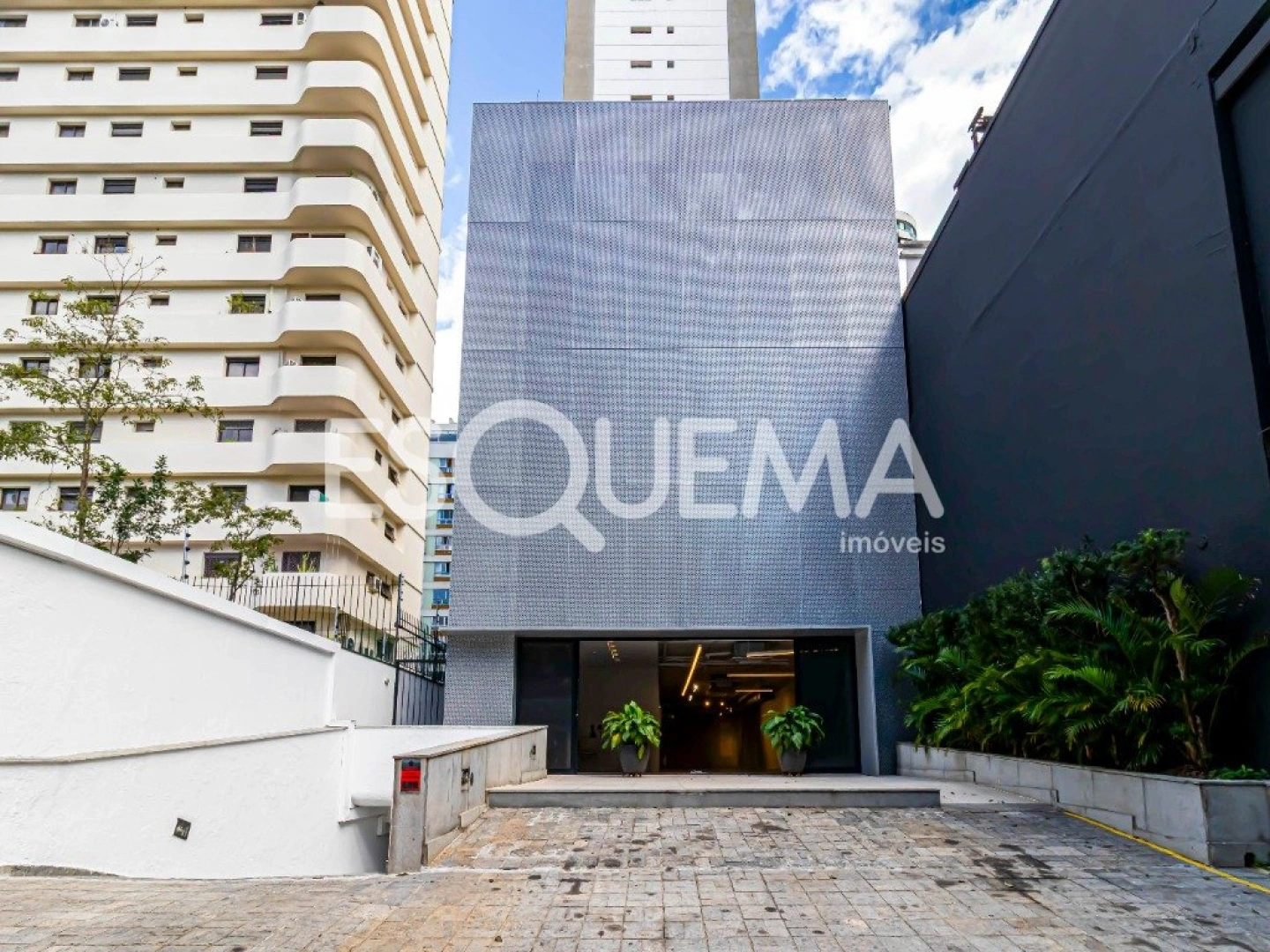 Prédio Comercial no Jardim Paulistano - Imagem 1
