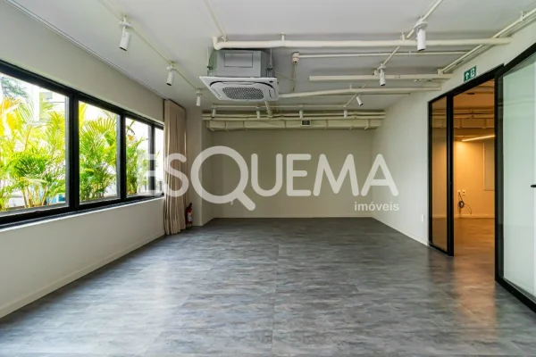 Prédio Comercial no Jardim Paulistano