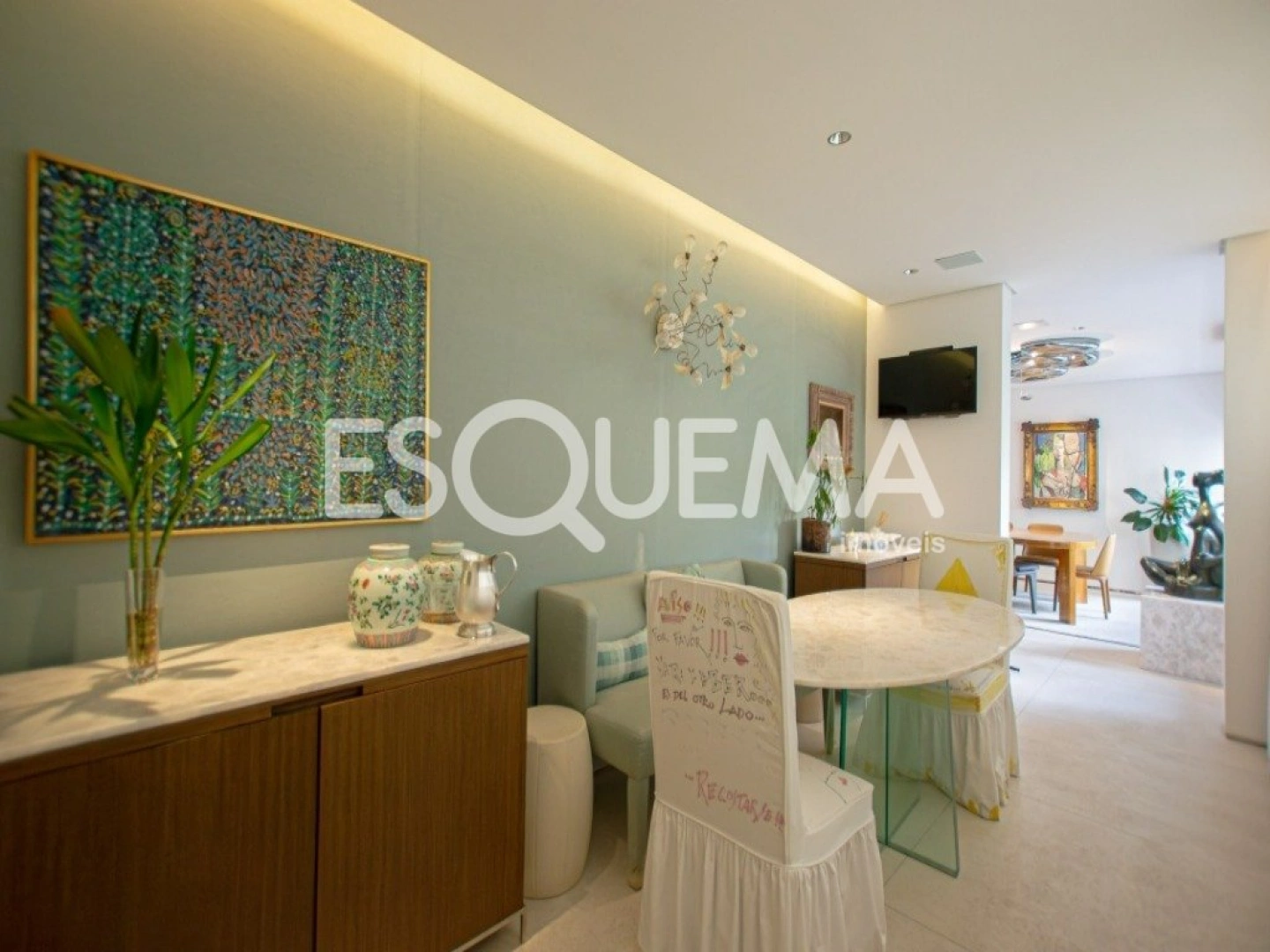 Apartamento reformado em excelente localização - Imagem 11