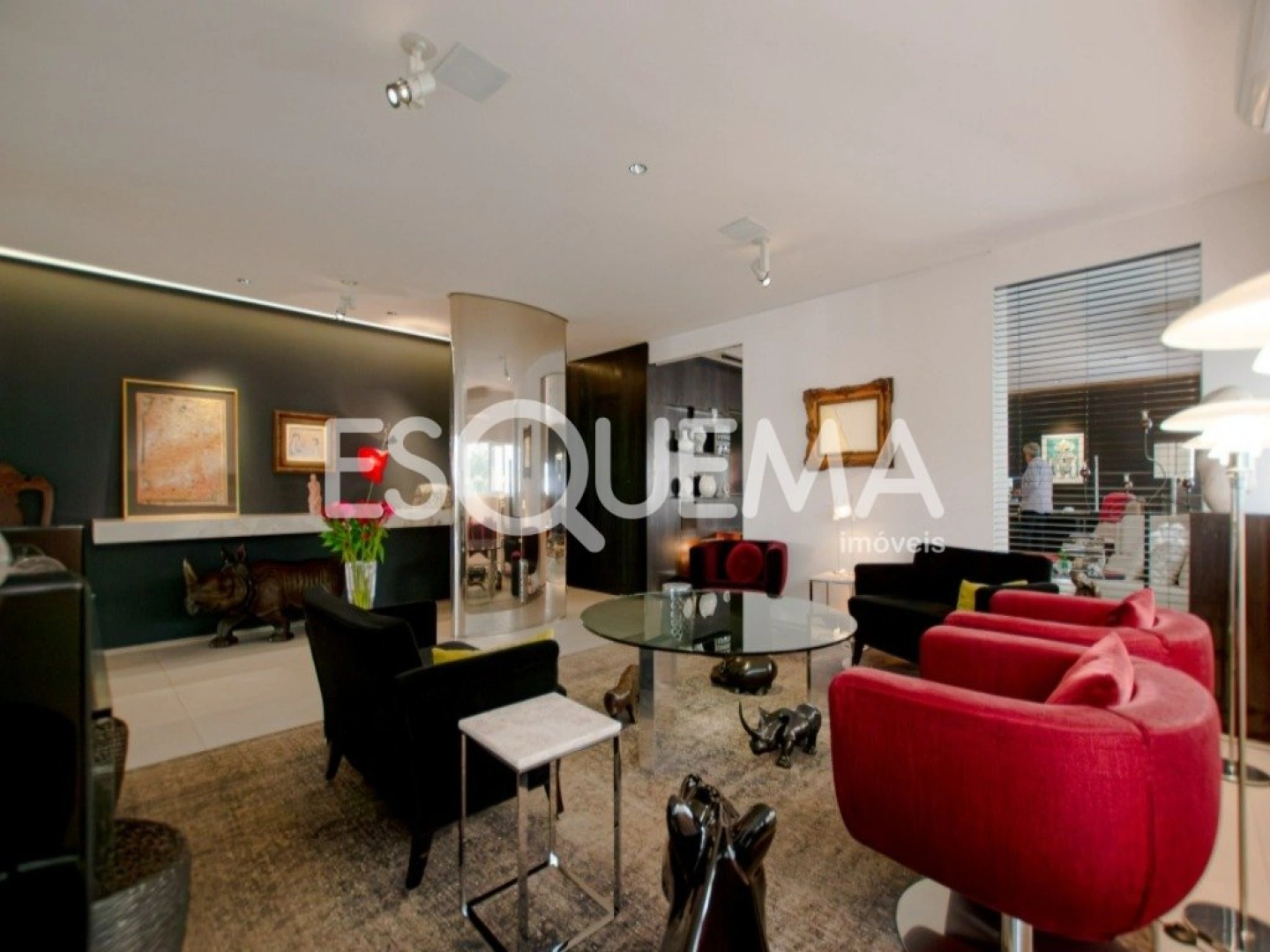 Apartamento reformado em excelente localização - Imagem 7