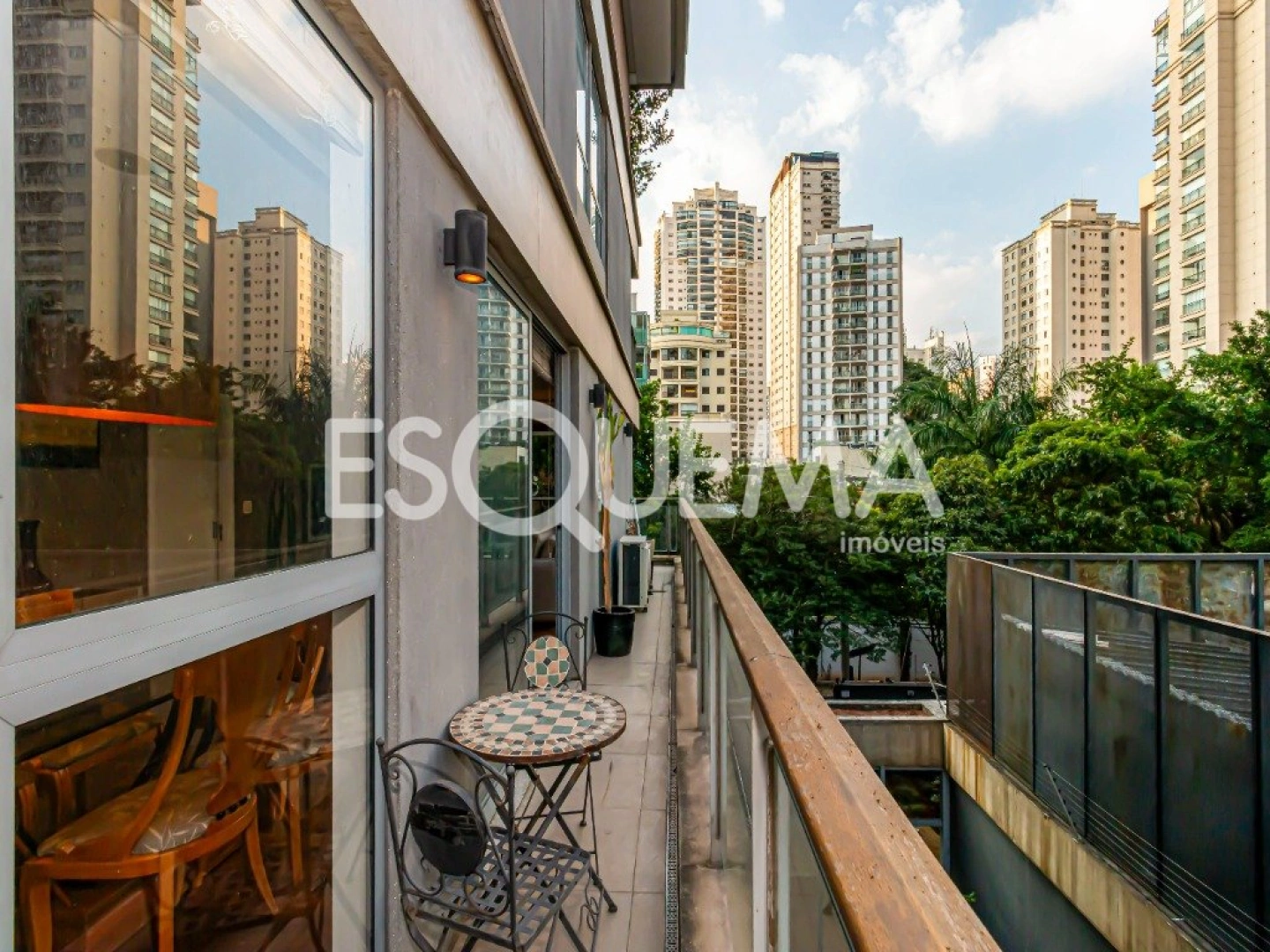 Apartamento reformado em localização cobiçada - Imagem 11