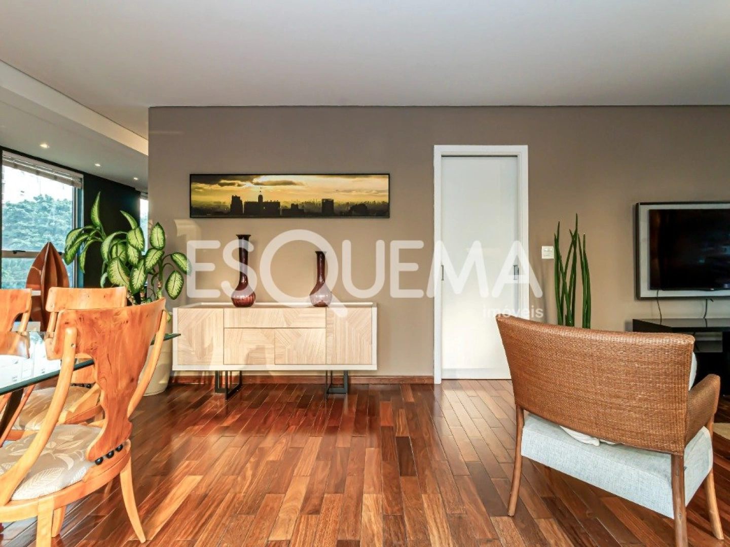 Apartamento reformado em localização cobiçada - Imagem 5